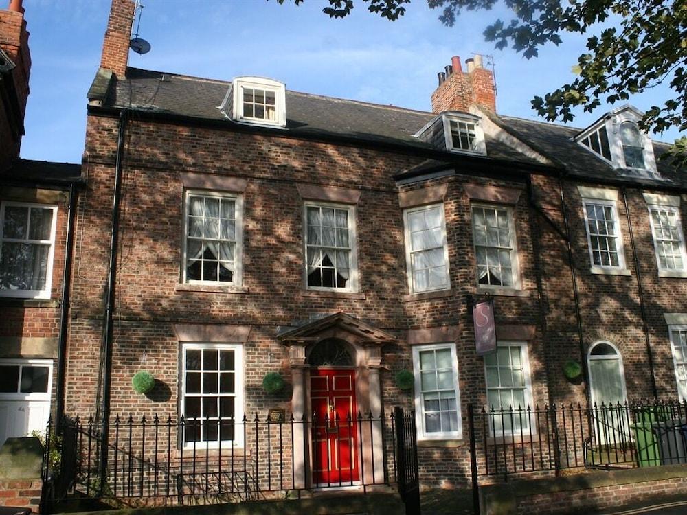 Sir William Fox Town House Hotel 南希尔兹 外观 照片