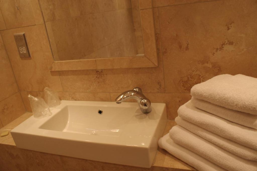 Sir William Fox Town House Hotel 南希尔兹 客房 照片